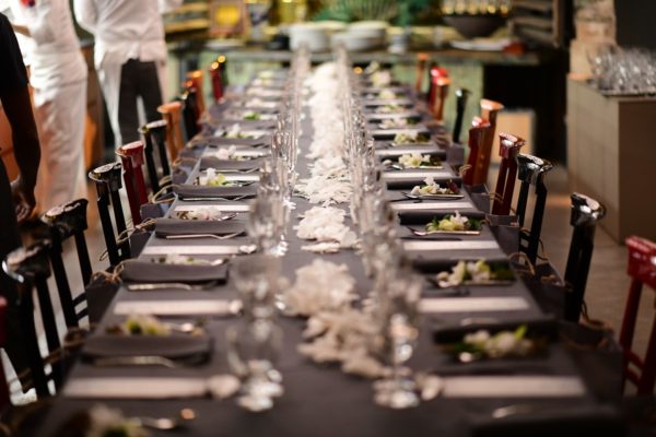 CENA CONFINDUSTRIA DIVENTA UN CASO: SCONTRO D’ALFONSO-DI PRIMIO SU INVITO DE CESARE