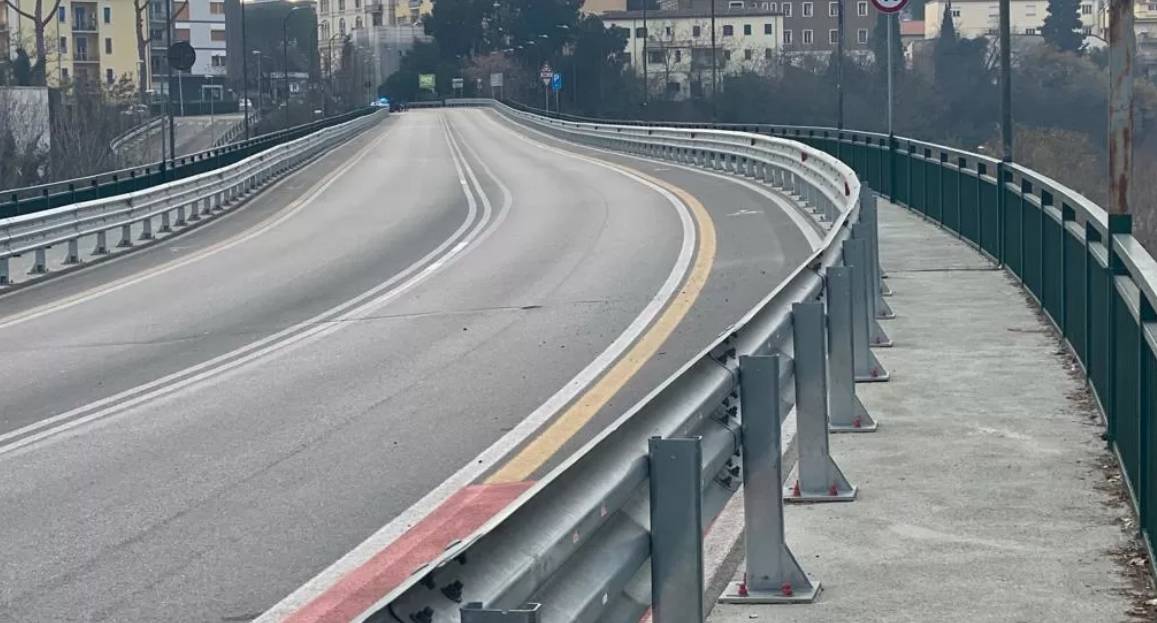 PONTE SAN GABRIELE A TERAMO, SLITTA RICONSEGNA LAVORI: SINDACO E ASSESSORE SCRIVONO A PREFETTO