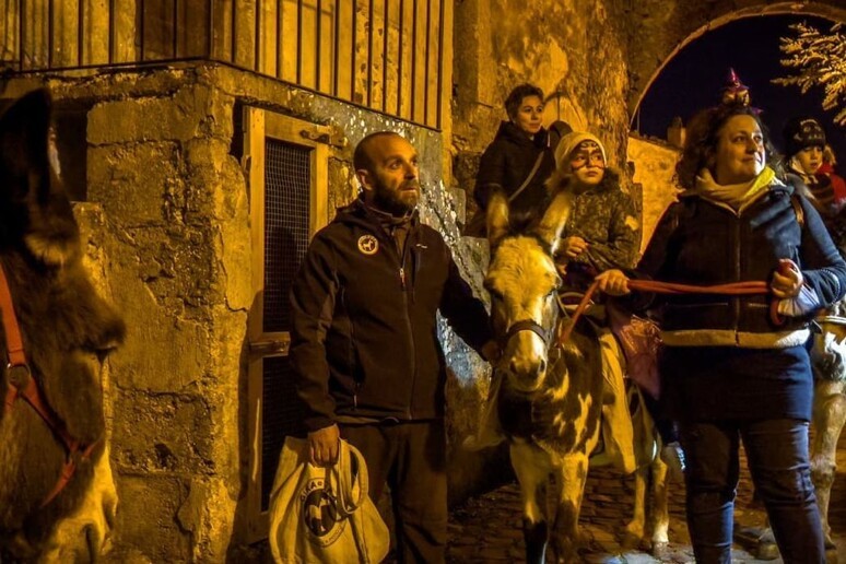 SANTO STEFANO DI SESSANIO: MARTEDI’ LA SESTA EDIZIONE DELLA NOTTE DELLE LUMERE