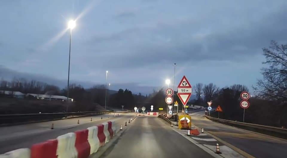 VIA ENTRO OTTOBRE LA ROTATORIA ALL’INGRESSO AUTOSTRADALE L’AQUILA OVEST: CONFERMA DALLA PREFETTURA