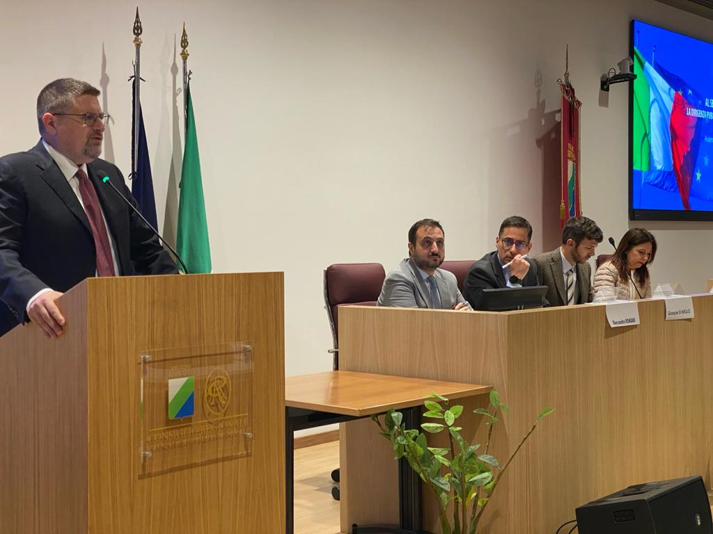 L’AQUILA: ASSEMBLEA SCUOLA NAZIONALE AMMINISTRAZIONE, SANTANGELO, “UNA GRANDE RISORSA”