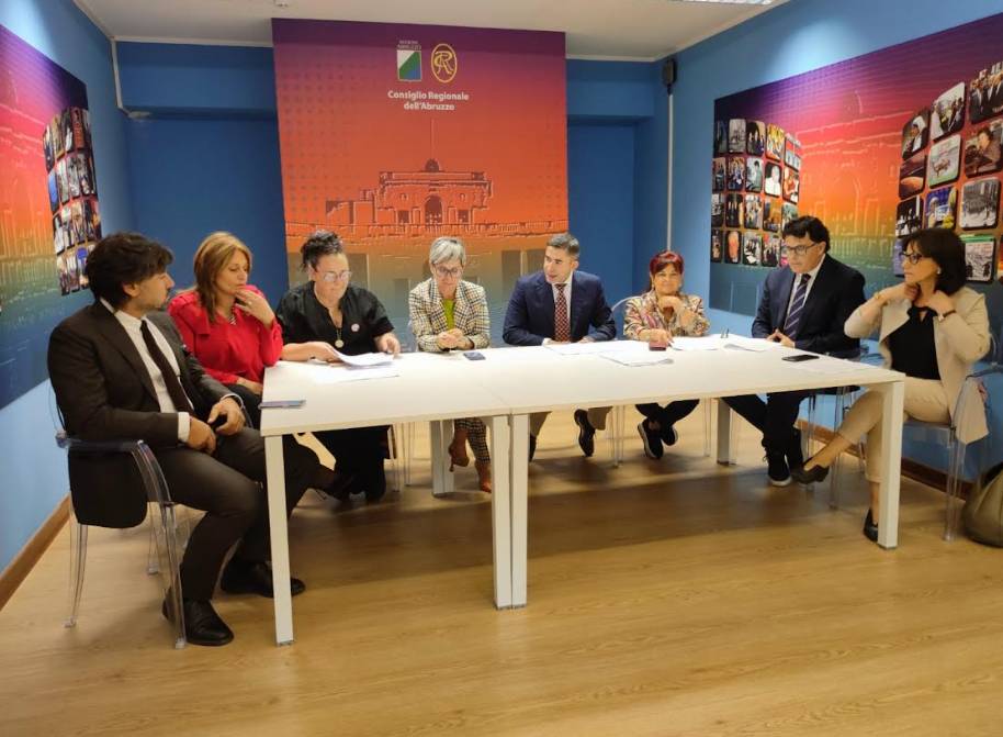 REGIONE: PD PRESENTA PDL PARITA’ DI GENERE E PREVENZIONE DISCRIMINAZIONE A SCUOLA