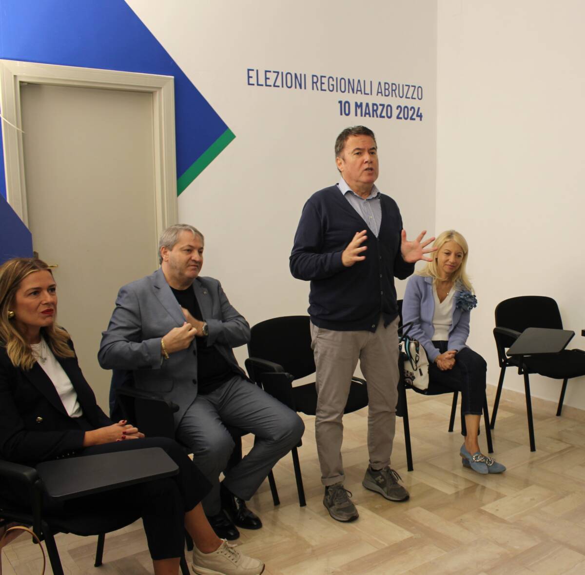 REGIONALI: INAUGURATA A SAN SALVO LA SEDE ELETTORALE CANDIDATO FI MARCOVECCHIO