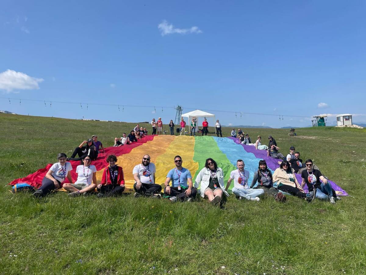IL 29 GIUGNO 2024 PESCARA OSPITERA’ ANCORA L’ABRUZZO PRIDE: AVVIATI I LAVORI PREPARATIVI DELL’EVENTO