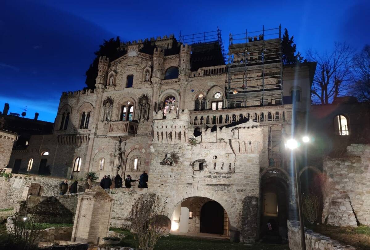 TERAMO, NUOVA ILLUMINAZIONE AL CASTELLO DELLA MONICA