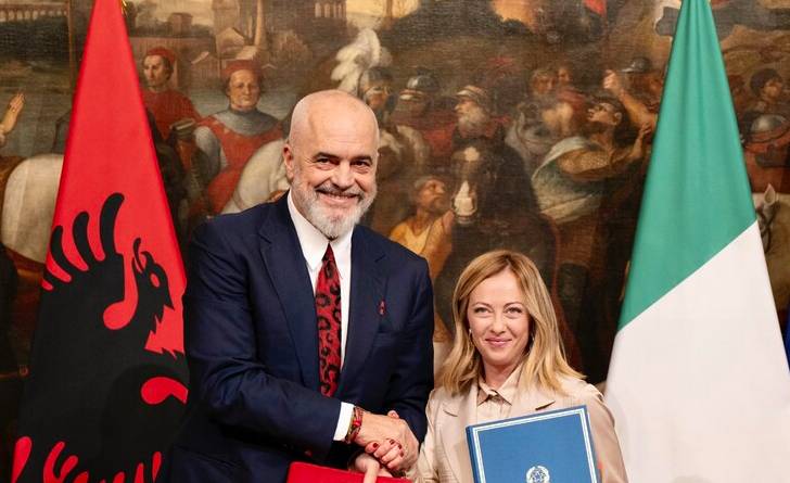 MIGRANTI, ALBANESI IN ABRUZZO: “ACCORDO CON L’ITALIA E’ UN PERCORSO DELICATO”
