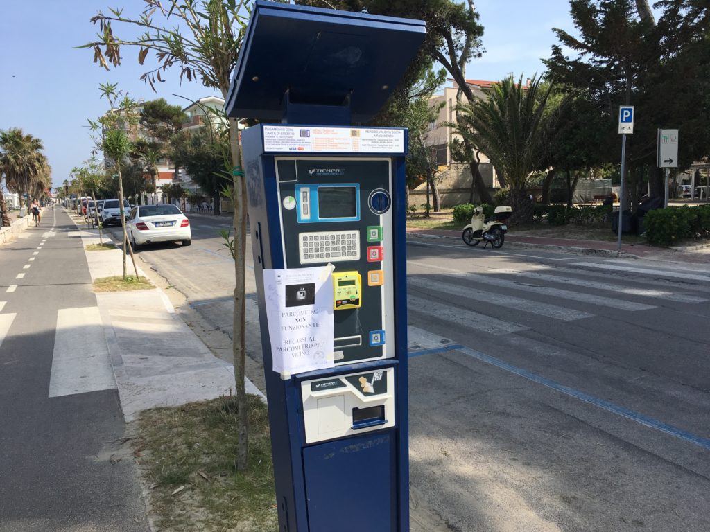 PARCHEGGI A PAGAMENTO A ROSETO, NUGNES: “NESSUN AUMENTO COSTI E UTILE DI CIRCA 230MILA EURO”