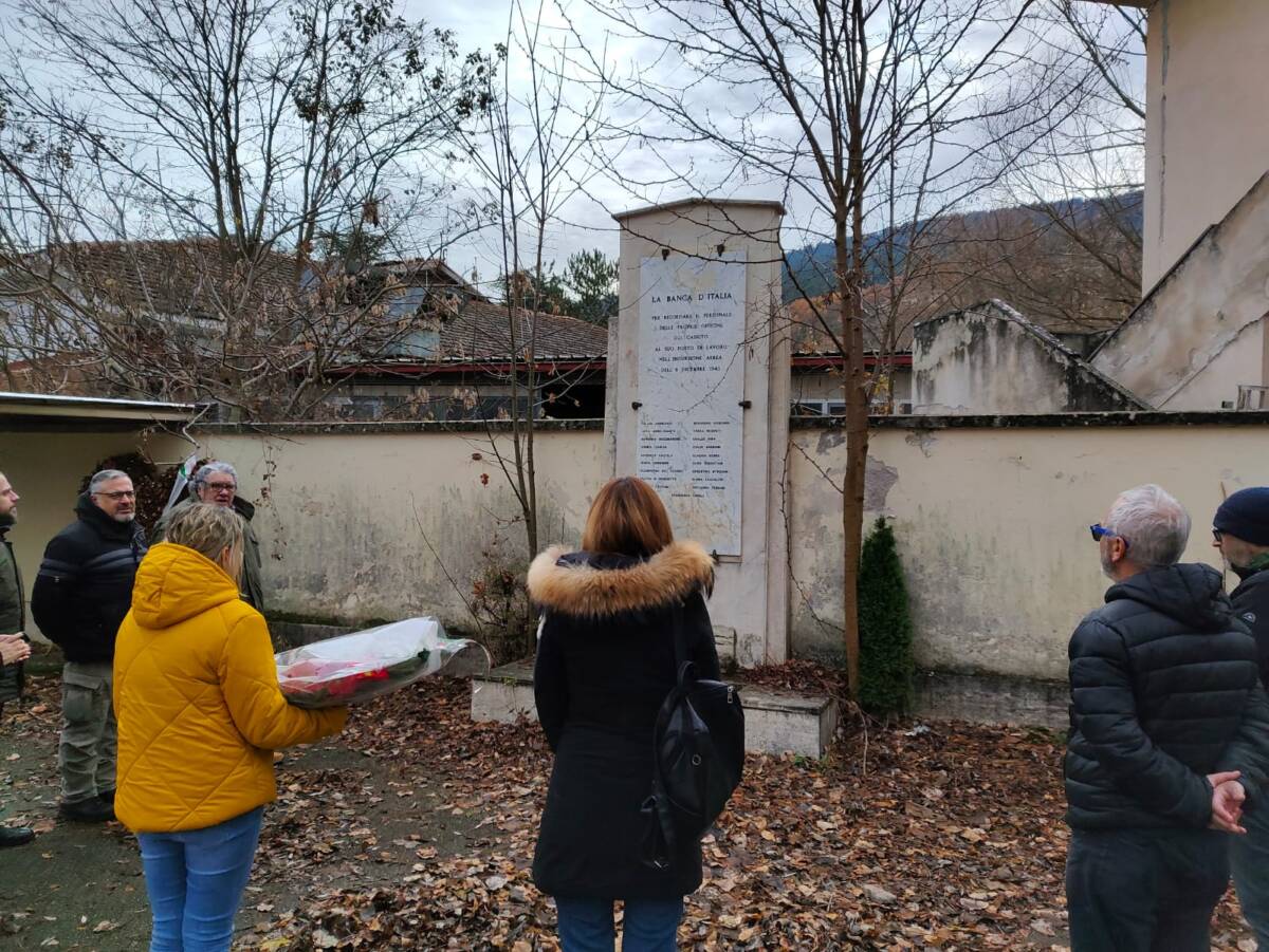 L’AQUILA: CASAPOUND RICORDA IL BOMBARDAMENTO DELL’8 DICEMBRE 1943