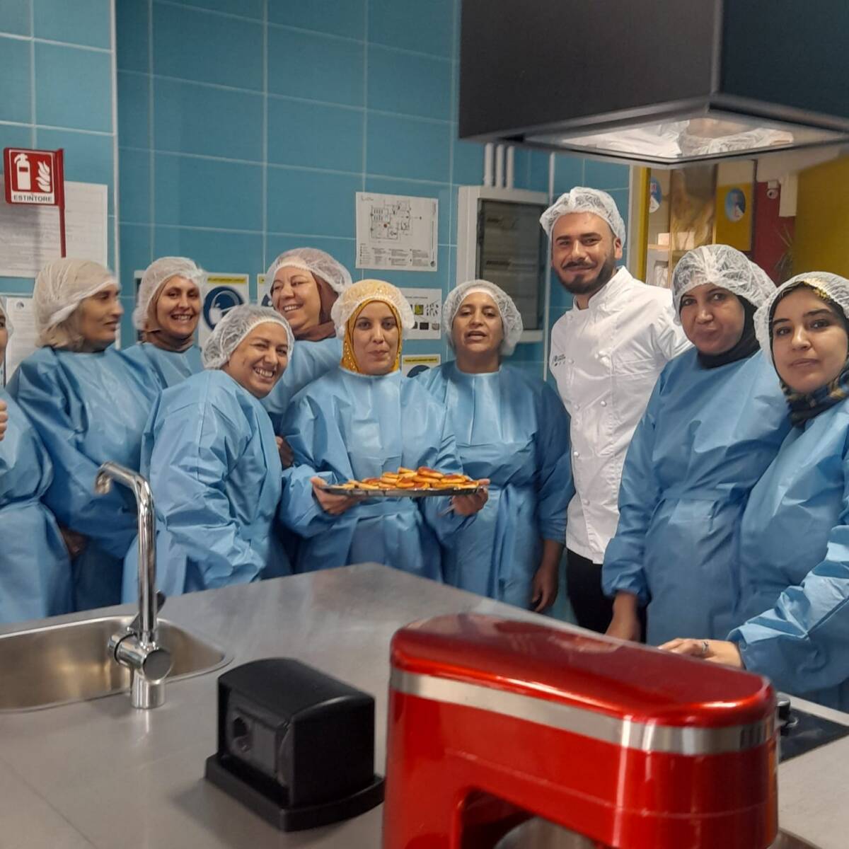 INTEGRAZIONE E PANIFICAZIONE: SUCCESSO DEL CORSO MULTIETNICO DELLA CARITAS A MAGLIANO DEI MARSI