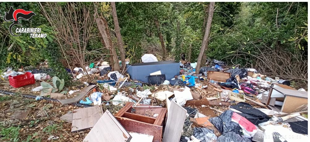 COLONNELLA: FOTOTRAPPOLE NELLA DISCARICA ABUSIVA, SCATTANO DUE DENUNCE