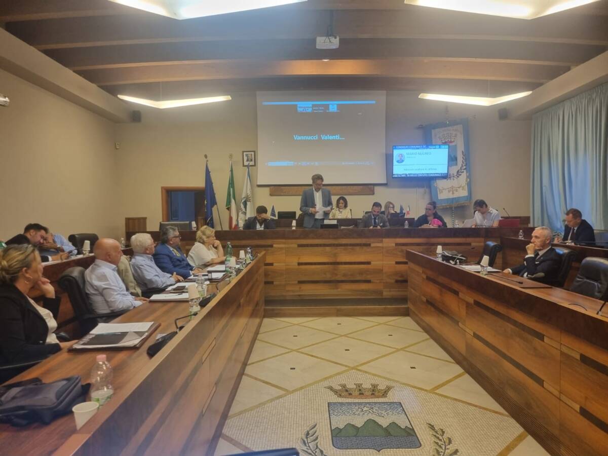 ROSETO: VIA LIBERA A NUOVO REGOLAMENTO SU IMPOSTA SOGGIORNO E BILANCIO DI PREVISIONE FINANZIARIA