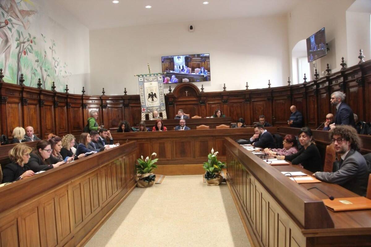 DUP E BILANCIO, CENTRODESTRA L’AQUILA: “COALIZIONE COESA, VISIONE DI FUTURO”