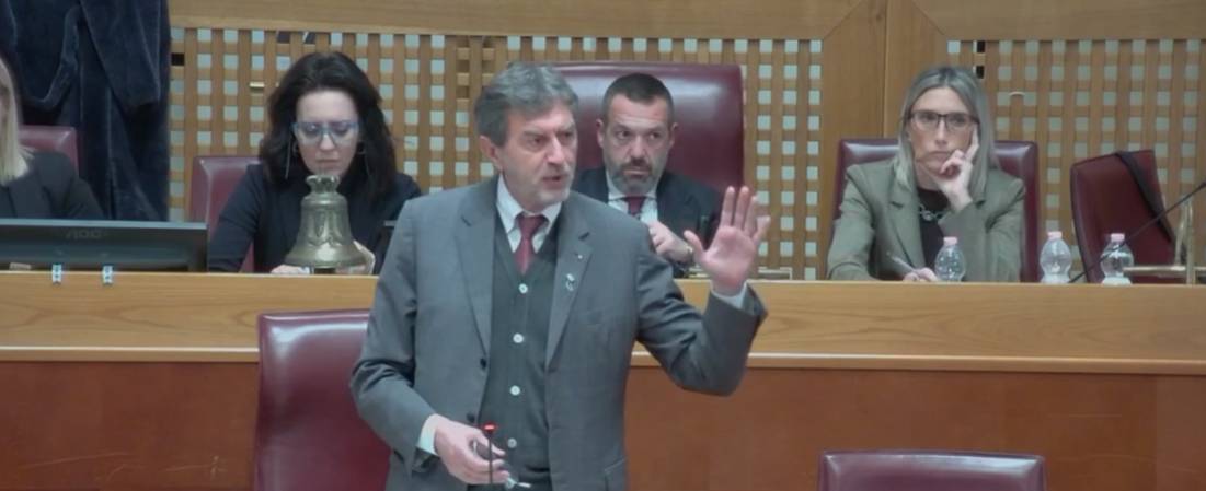 MARSILIO, “FACCENDIERI NEI PROJECT”, MARIANI IN PROCURA, M5S, “MALEDUCATO”, BORDATE IN CONSIGLIO