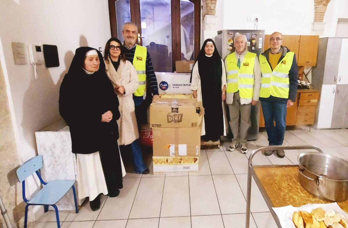 L’AQUILA: CONSEGNATI PACCHI ALIMENTARI ALLE SUORE DEL MONASTERO DI SAN BASILIO