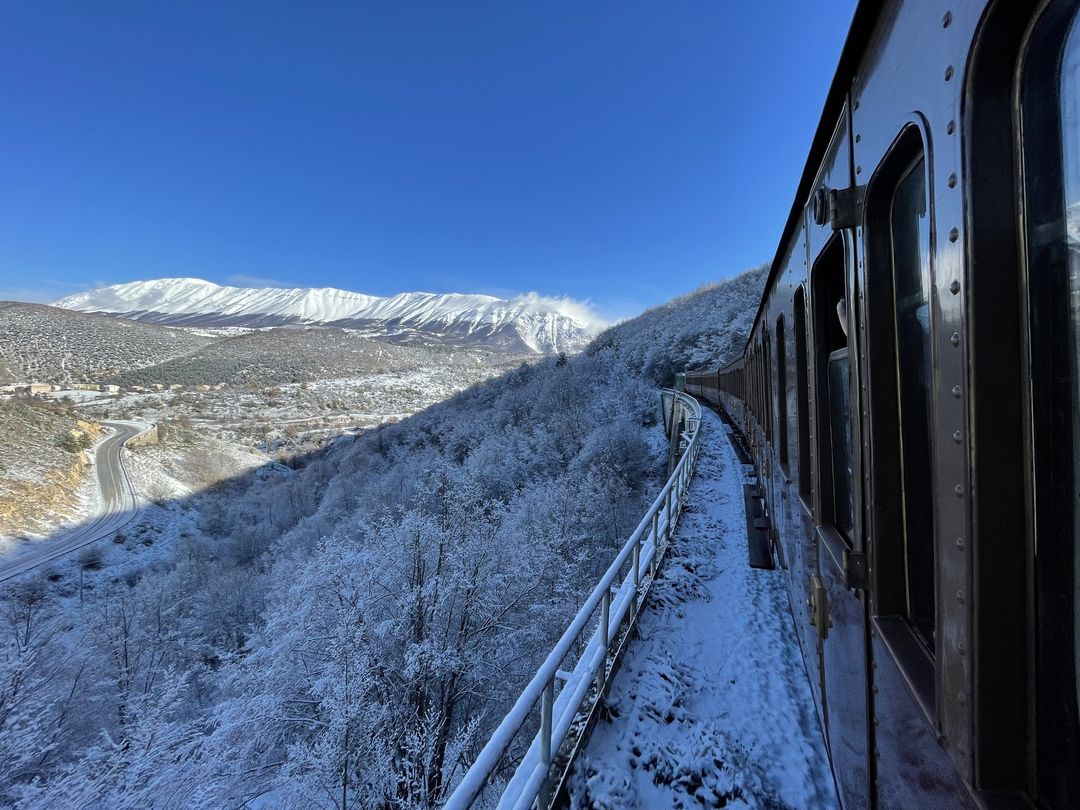 TRENI DELLA NEVE: 18 PARTENZE NEL 2024, VIA ALLE PRENOTAZIONI