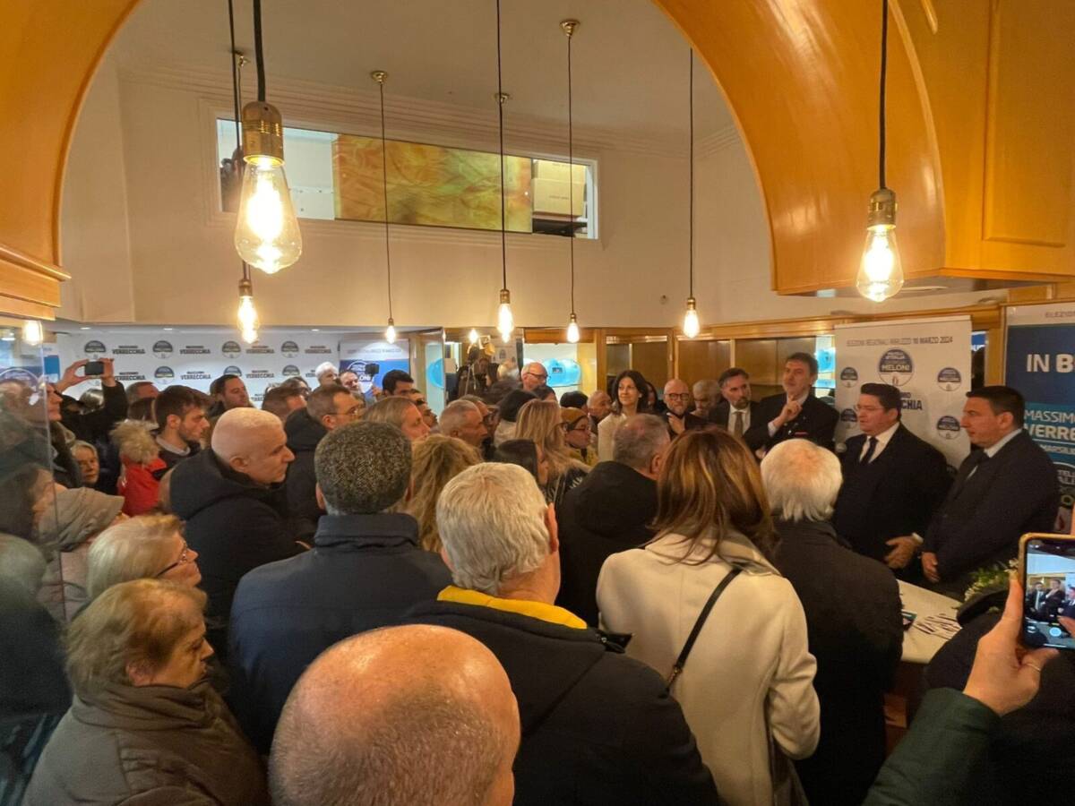 REGIONALI: FDI, PIENONE PER INAUGURAZIONE AD AVEZZANO DEL COMITATO ELETTORALE DI VERRECCHIA