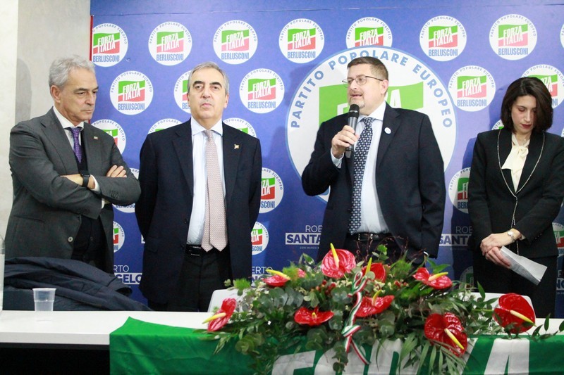REGIONALI: FOLLA A COMITATO ELETTORALE SANTANGELO, CON GASPARRI, PAGANO, IANNINI E BALLONE