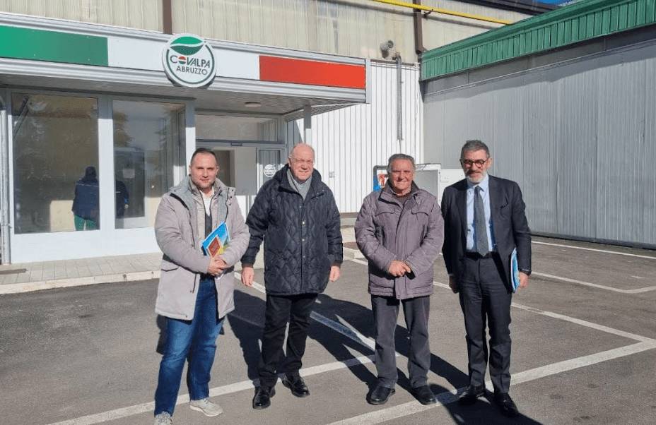 REGIONALI: D’AMICO INCONTRA AGRICOLTORI DELLA MARSICA, “QUI POLO FORMATIVO E DI RICERCA”
