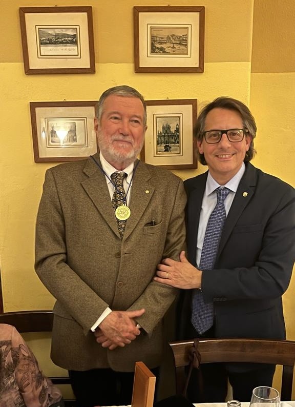 ROTARY DI SULMONA: RINNOVATO IL DIRETTIVO E PREMIATO TONTODONATO PER I 50 ANNI DI MILITANZA