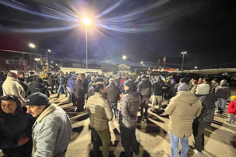 TRATTORI A PESCARA: LA PROTESTA NON SI FERMA, “COSTI INSOPPORTABILI, PRONTI A STOP DI 4 MESI”