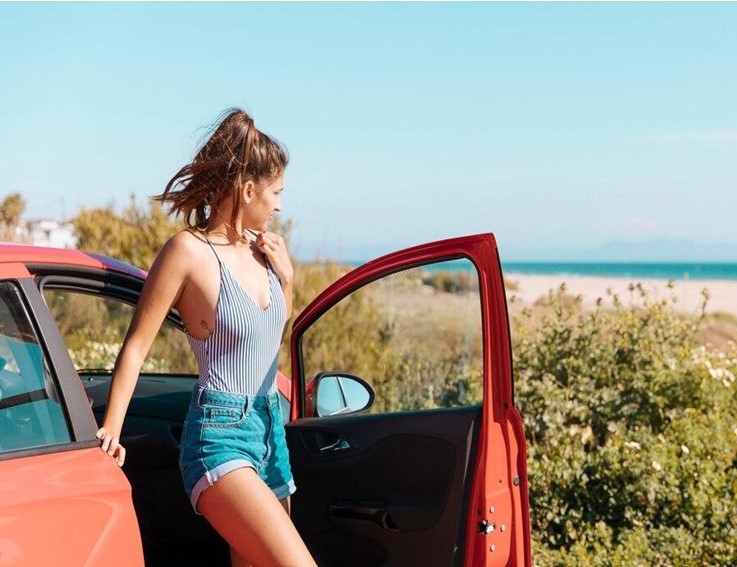 LA LIBERTÀ DI ESPLORARE: SCOPRI I MIGLIORI LUOGHI DI IBIZA CON UN’AUTO A NOLEGGIO