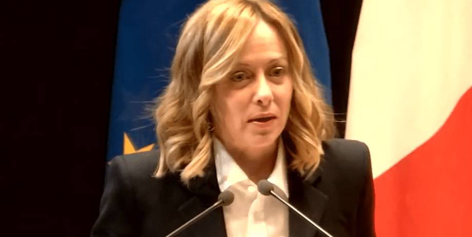 MELONI A L’AQUILA: “RADDOPPIO LINEA ROMA-PESCARA SI FARA’, TROVATI FONDI”