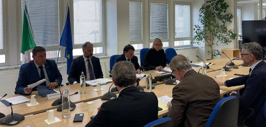 AUTONOMIA: A L’AQUILA PRIMA MISSIONE COMMISSIONE BICAMERALE PER QUESTIONI REGIONALI SUI LEP
