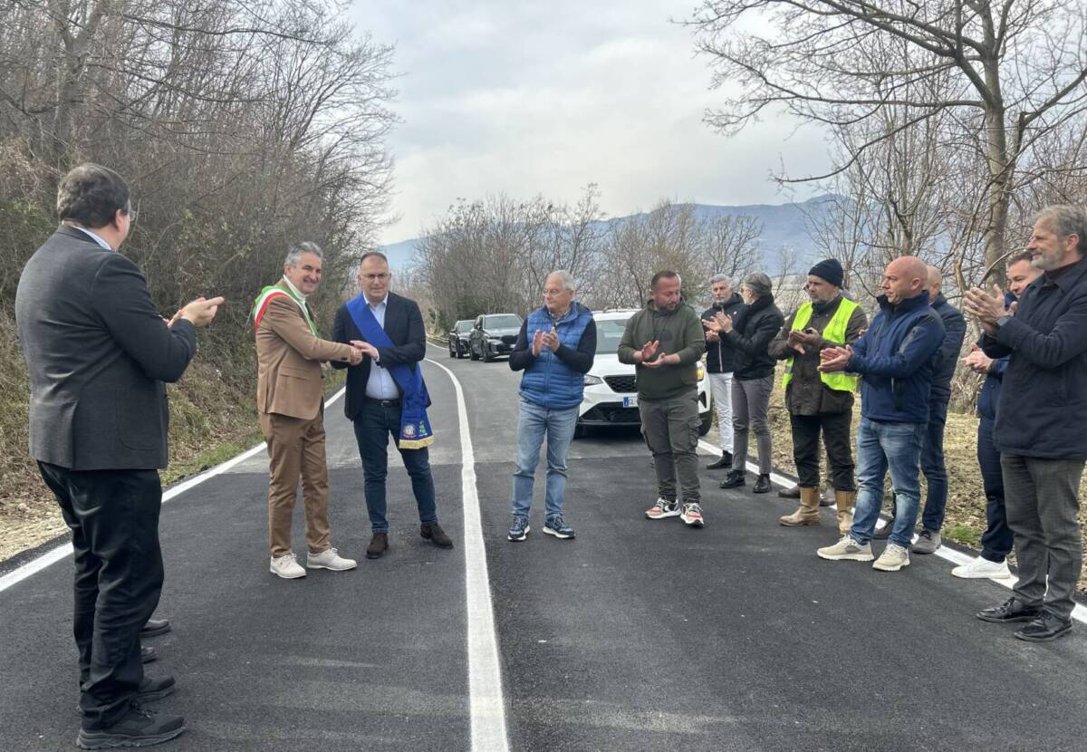 SP12: RIAPERTA DOPO SETTE ANNI LA STRADA CHE COLLEGA LORETO APRUTINO CON MONTEBELLO E FARINDOLA
