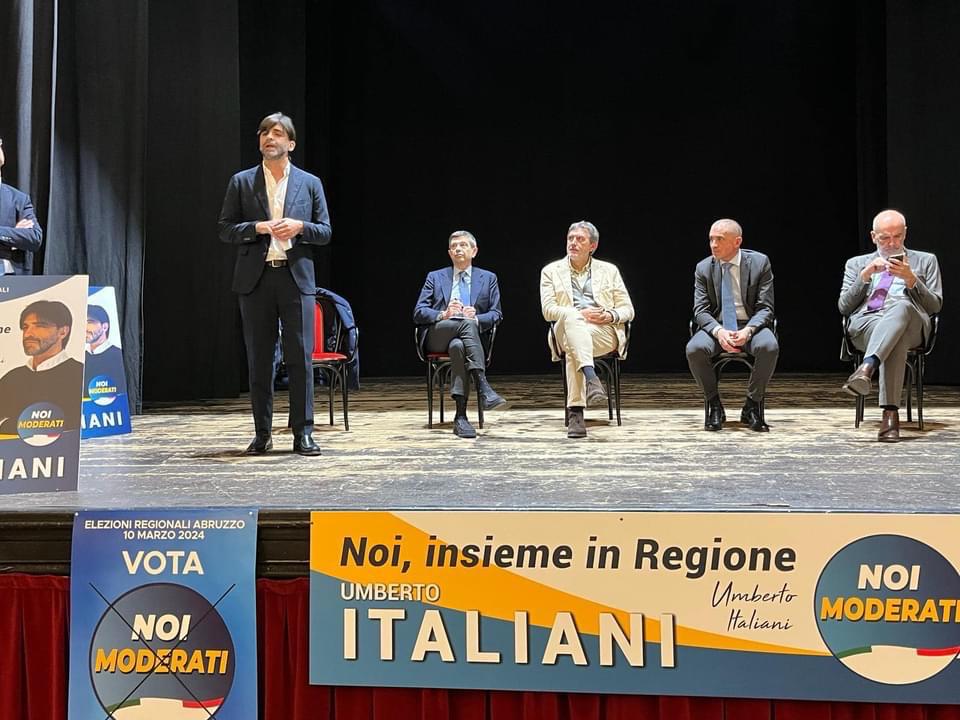 REGIONALI: NOI MODERATI, TEATRO COMUNALE DI ATRI GREMITO PER UMBERTO ITALIANI
