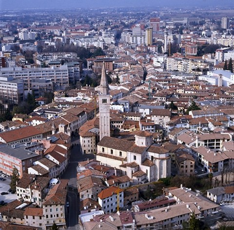 L’AQUILA CAPITALE DELLA CULTURA: ELOGI DA PORDENONE, IL VICESINDACO: “PRONTI A COLLABORARE”