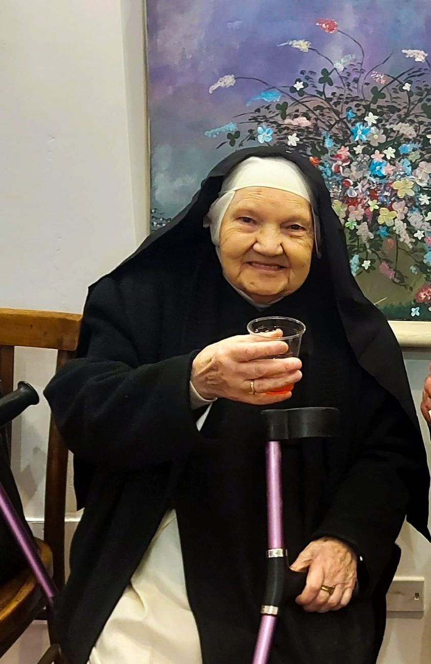 ADDIO A SUOR GERMANA SIMBOLO DEL MONASTERO AQUILANO DI SAN BASILIO. OGGI I FUNERALI