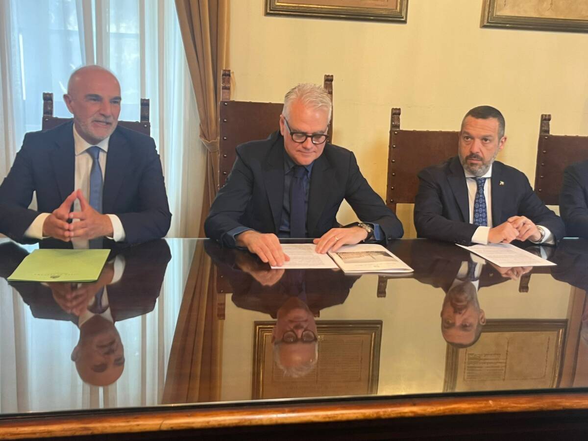 IL MINISTRO ZANGRILLO: “OK A PROGETTO FUSIONE TRA PESCARA, MONTESILVANO E SPOLTORE”