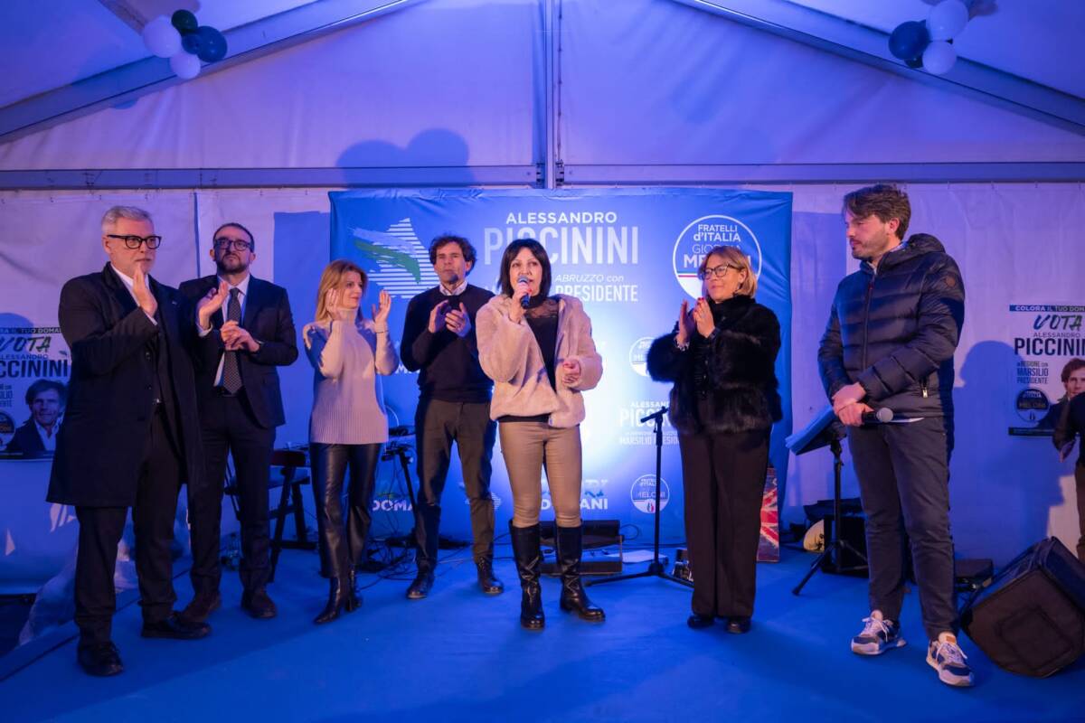 REGIONALI: CHIUSA CAMPAGNA ELETTORALE DI PICCININI, “IN ABRUZZO RISULTATI MAI RAGGIUNTI PRIMA”