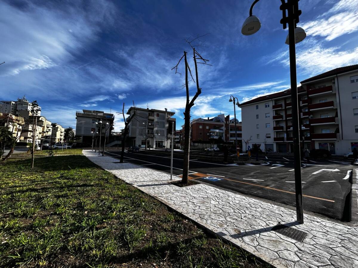 RIAPERTA L’AREA RIQUALIFICATA DEL QUARTIERE DUE PINI A VASTO DOPO LA MANUTENZIONE