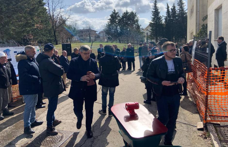 REGIONALI: CLAMOROSA PROTESTA D’ALFONSO<br> “IN CANTIERI CHE NON CI SONO, ECCO CALLARELLA PER ASL”