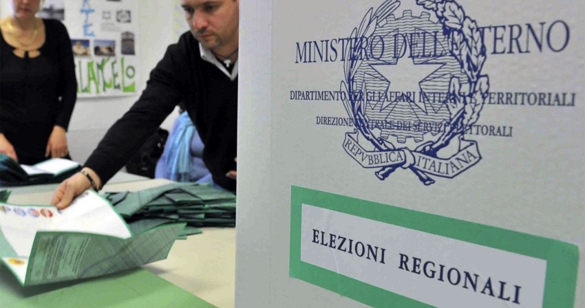 REGIONALI: URNE APERTE, LA PAROLA AGLI ABRUZZESI, DETERMINANTI AFFLUENZA E INDECISI