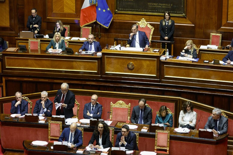 STOP ALLA LEGA SUL TERZO MANDATO, MAGGIORANZA SI SPACCA
