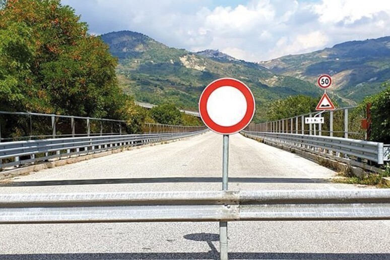 VIADOTTO SENTE: SALVINI, “LAVORI DA 9 MILIONI POSSONO PARTIRE”, BOCCHINO, “LEGA MANTIENE PROMESSE”