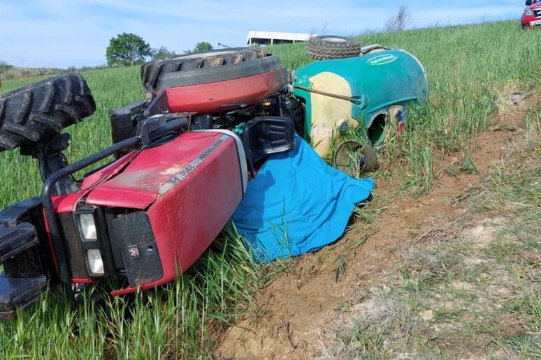 SI RIBALTA IL TRATTORE A VASTO: MUORE A 67 ANNI EX ASSESSORE BUCCIARELLI