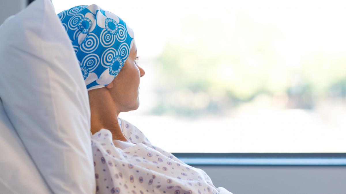 ASL L’AQUILA: LA PROTESTA, “NOI PAZIENTI ONCOLOGICI DI SERIE B, COSTRETTI A CURE FUORI PROVINCIA”