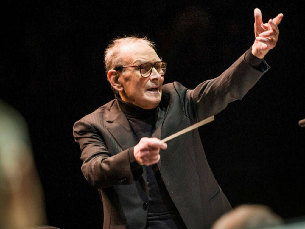 “L’AQUILA CULT”: VENERDI’ IL RICORDO  DEL MAESTRO ENNIO MORRICONE