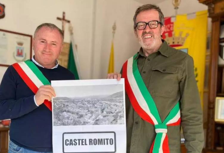 DA CASTEL ROMITO A CASTEL DI SANGRO: VISITA DELL’ATTORE MEOGROSSI AL SINDACO CARUSO