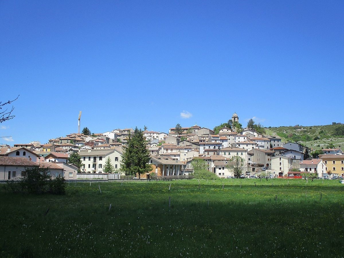 NUOVO DIRETTIVO CON MOLTI GIOVANI ALLA PRO LOCO DI ROCCA DI MEZZO: SCOCCIA ELETTO PRESIDENTE