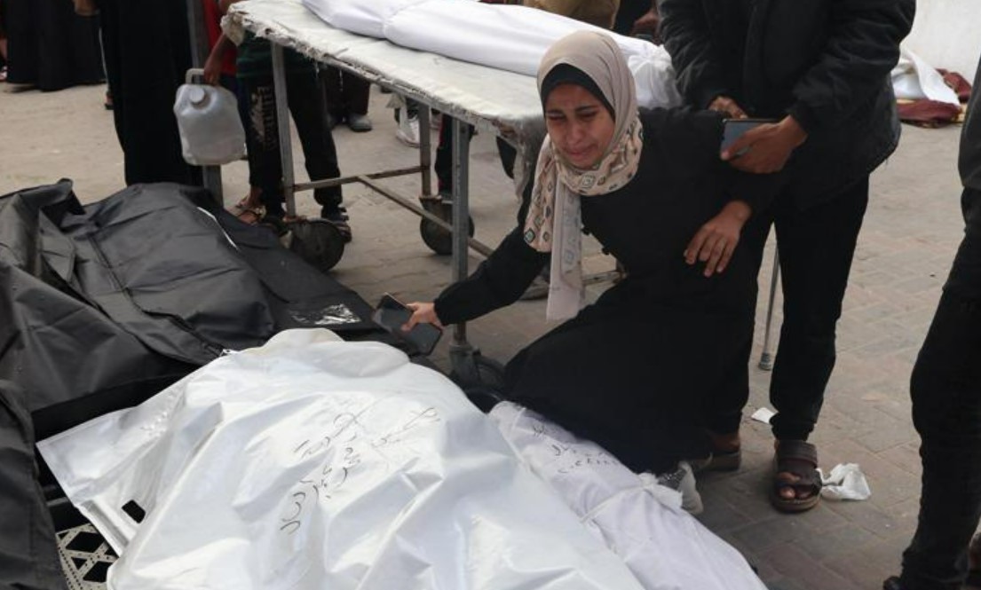 ISRAELE CONTINUA A MASSACRARE GAZA: ATTACCHI AEREI E DI ARTIGLIERIA PROVOCANO ALMENO 18 MORTI