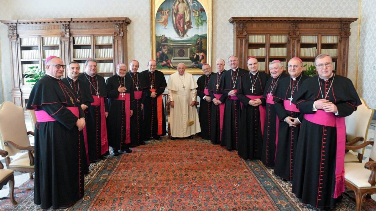 I VESCOVI DI ABRUZZO E MOLISE DAL PAPA: PETROCCHI, “SUE INDICAZIONI TESORO DI SAPIENZA”