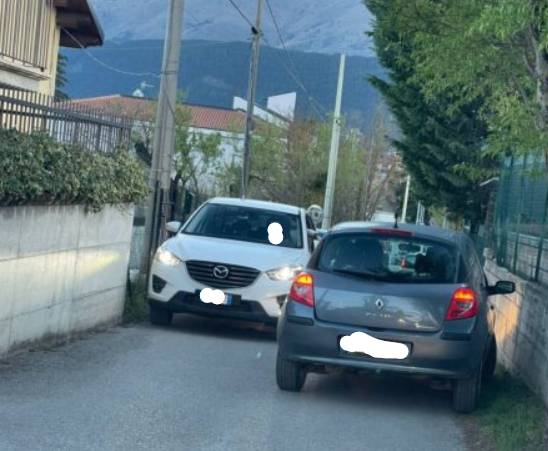 VIA LANCIANO: L’IRA DEI RESIDENTI AQUILANI, “STOP INGORGHI, PROTESTA CON BLOCCO STRADALE”