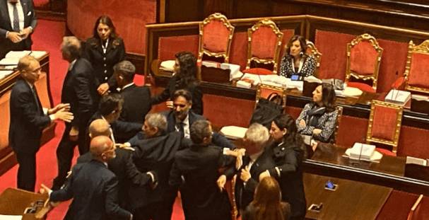 PREMIERATO: RISSA SFIORATA AL SENATO, MENIA (FDI) E CROATTI (M5S) DIVISI DA LIRIS E COLLEGHI