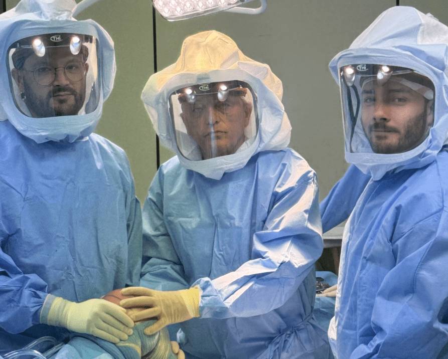 PROTESI TOTALE AL GINOCCHIO: INTERVENTO INNOVATIVO AL SANT’OMERO