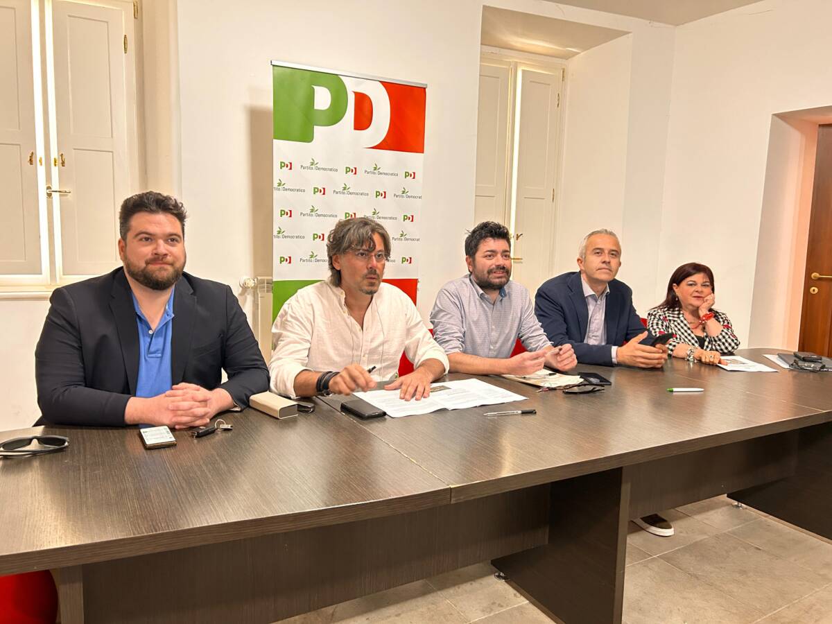 PRESENTATO DAL PD AQUILANO IL LIBRO NERO DI BIONDI: “100 MILIONI DI OPERE FINANZIATE E MAI FATTE”