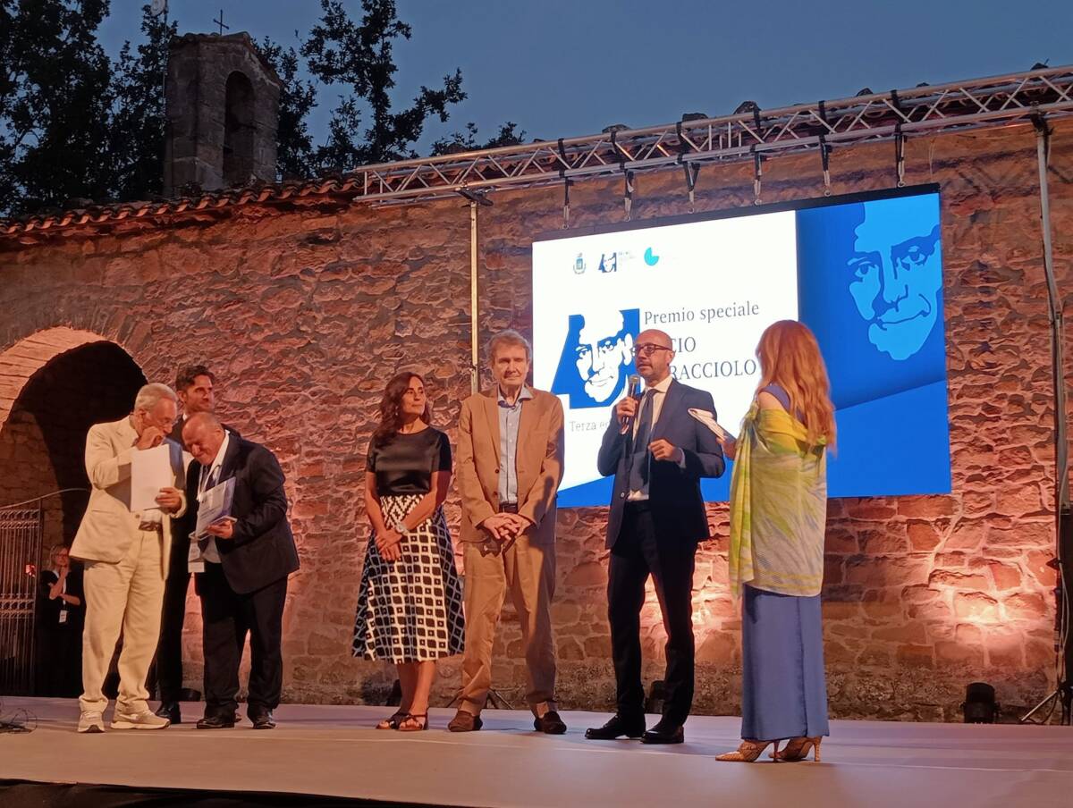 PREMIO GIUSEPPE ZILLI: EMOZIONE E SPESSORE PER LA CERIMONIA CONCLUSIVA CON I BIG DELL’INFORMAZIONE